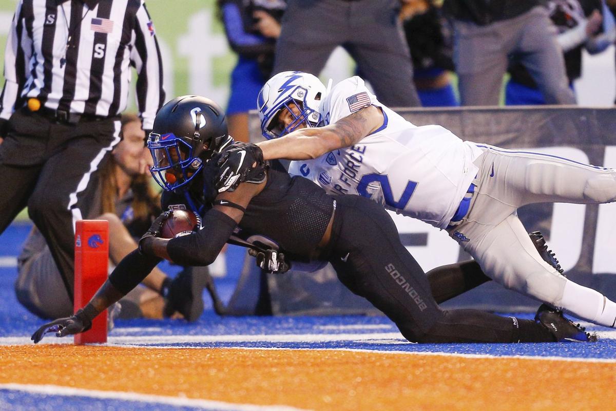 Big 2nd Half Leads No 20 Boise State Past Air Force 30 19