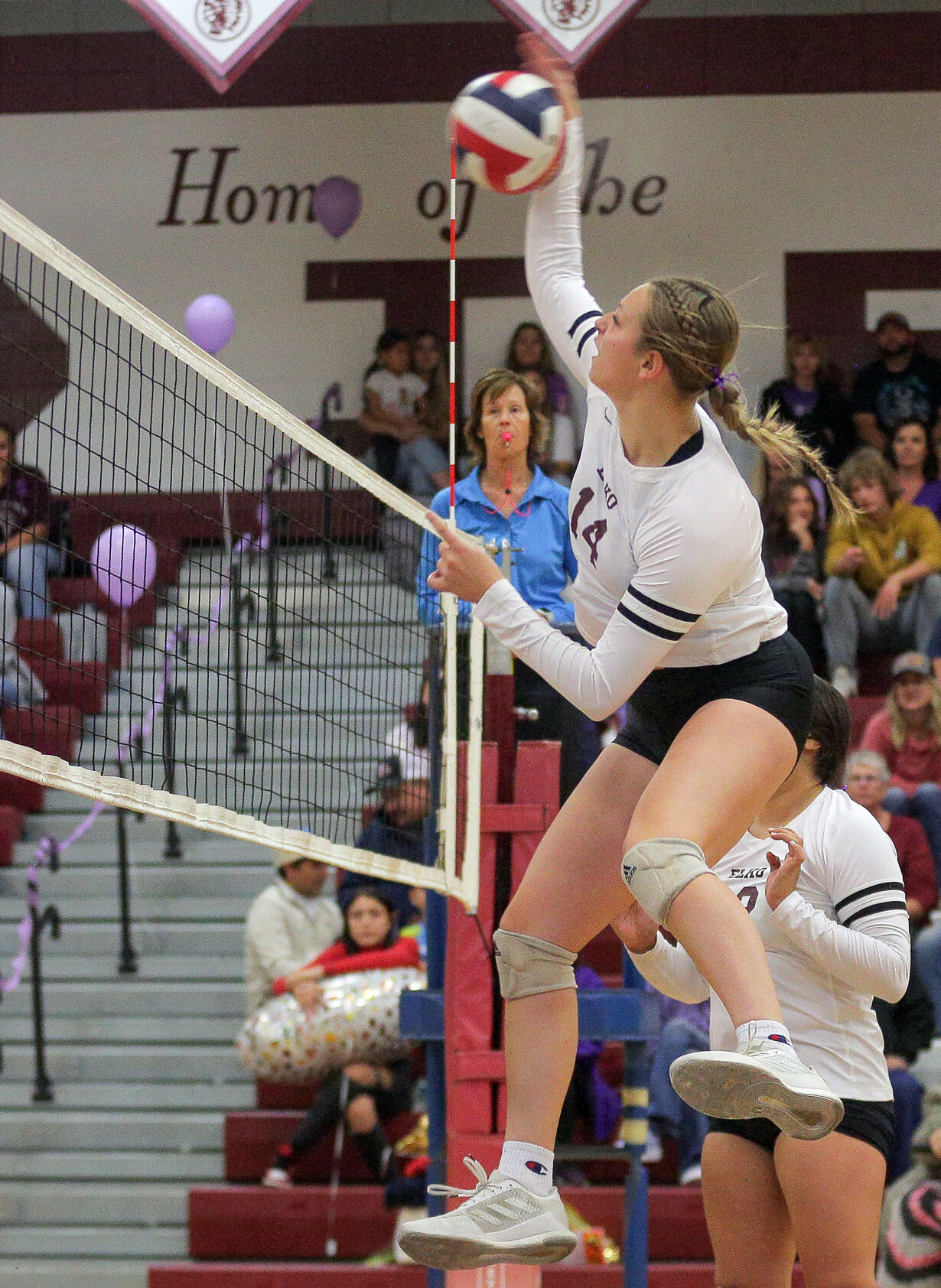 Elko books No. 2 seed with 4-set win over Spring Creek