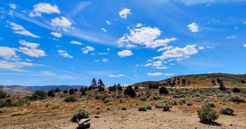 What large development is being built off Mount Rose Highway in south Reno?