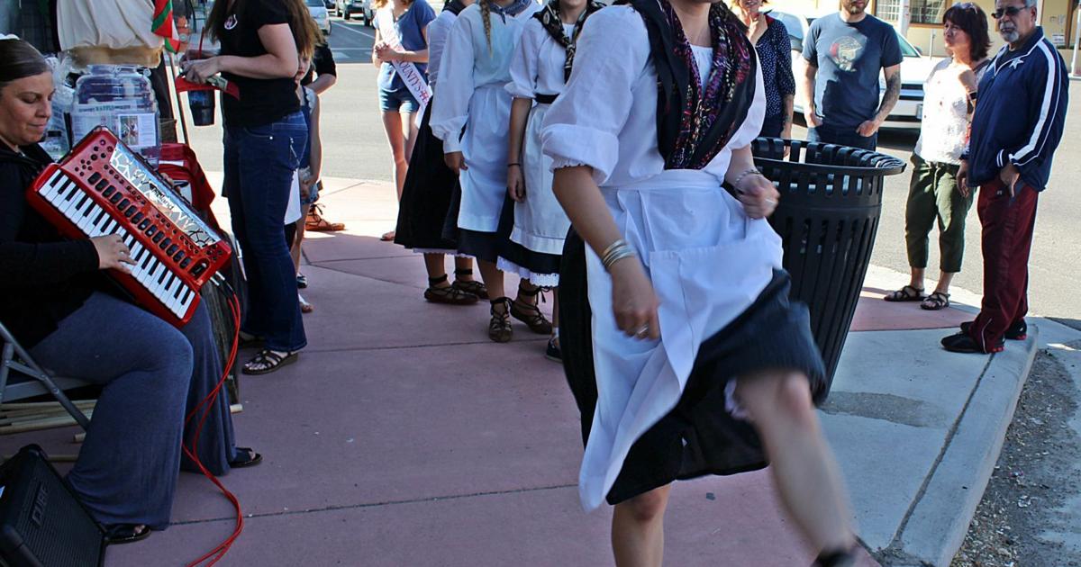 Elko Basque dancers to perform at Smithsonian