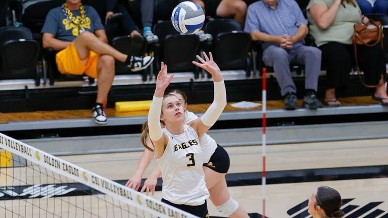 Golden Eagles win second consecutive road game