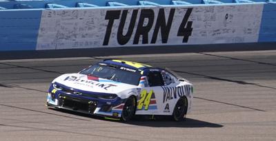 NASCAR Phoenix Auto Racing
