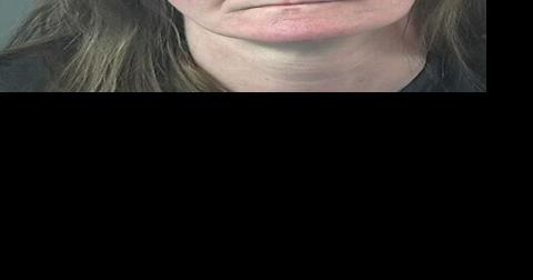 Wells woman accused of stabbing man - Vimarsana News