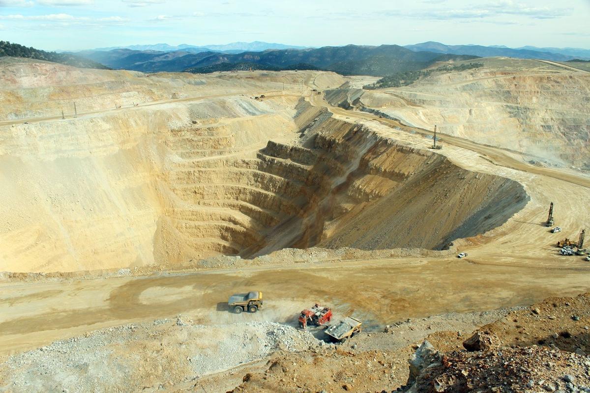 Barrick completes sale of assets