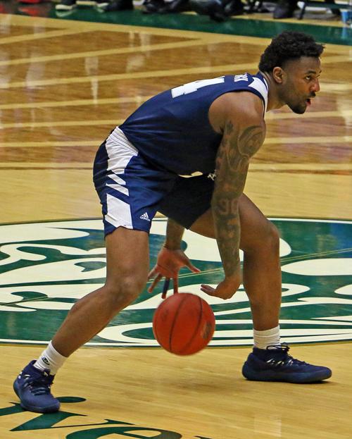 Caroline Scores 40 As No 6 Nevada Beats Csu 98 82 Local Sports