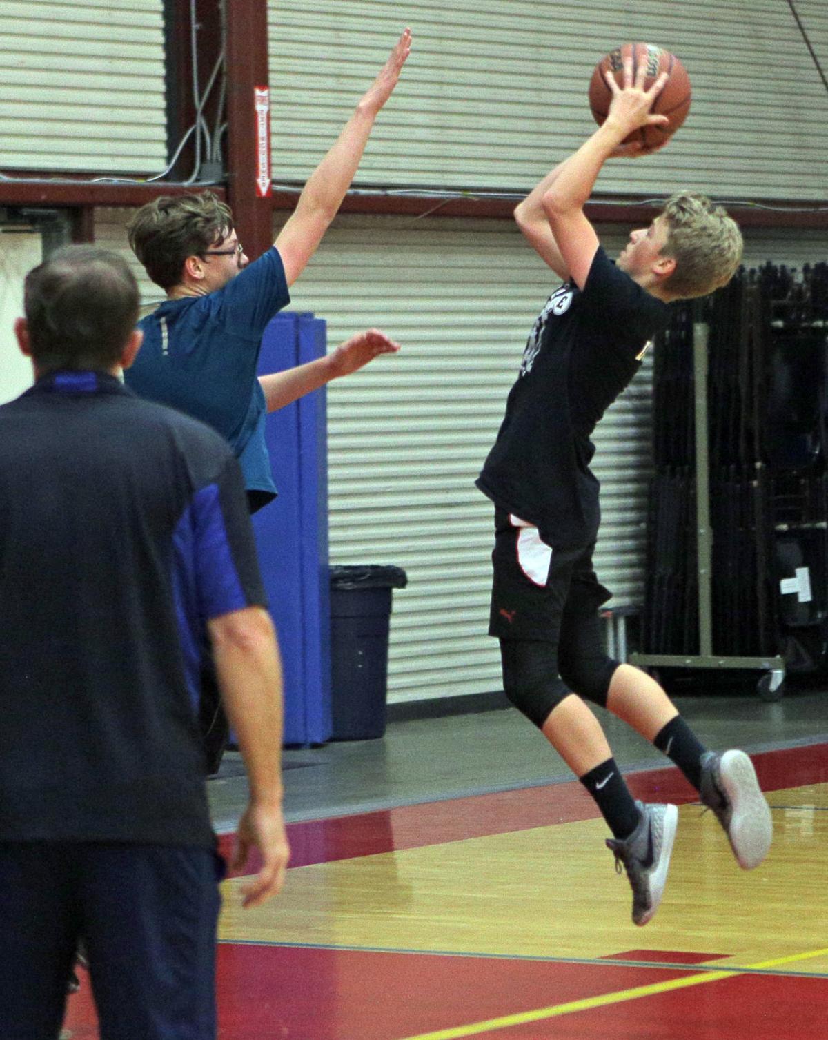 Coach Gil Makes Spring Break Stop In Elko Local Sports