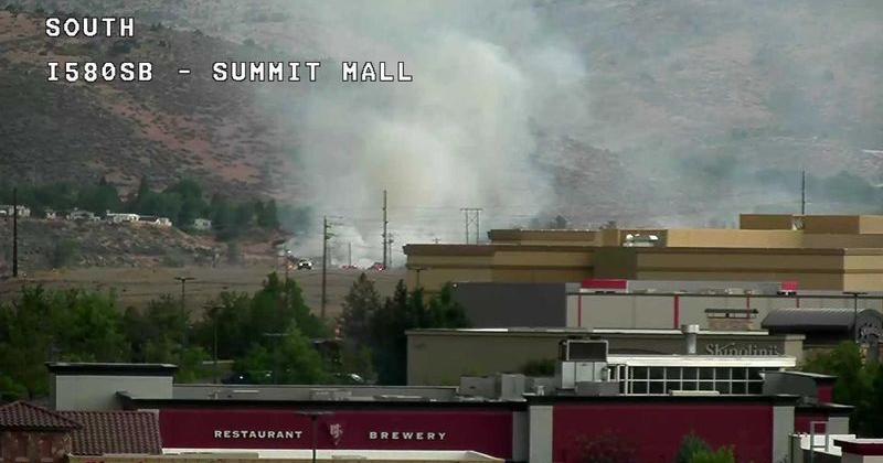 Brush fire starts in south Reno near Towne Drive and Zircon Circle