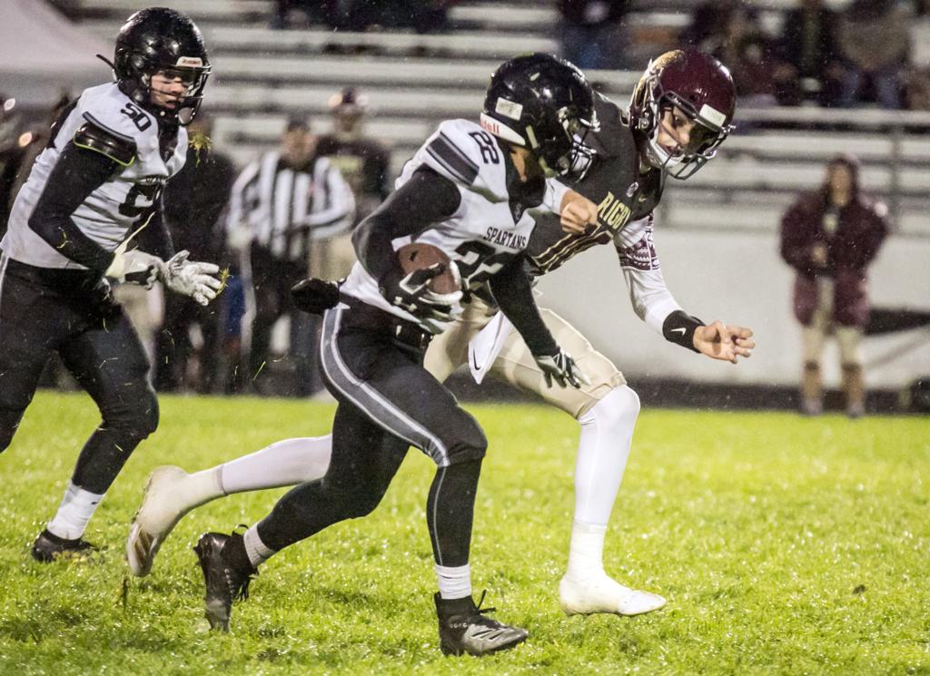 As Advertised Trojans Rough Up Spartans Local Sports