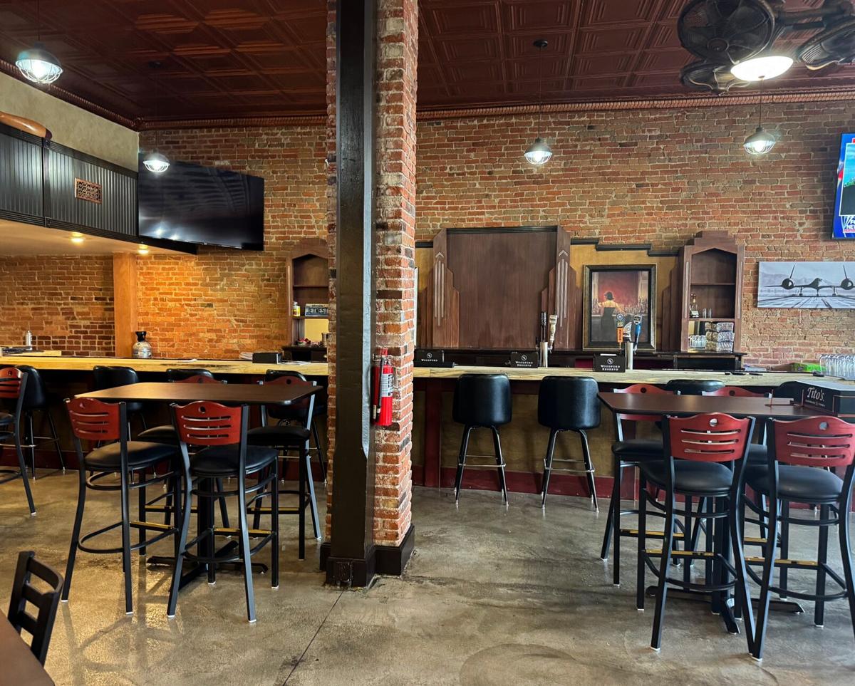 The Coffee Mug opens 'The Beer Mug' sports pub next door, image size:1200x963