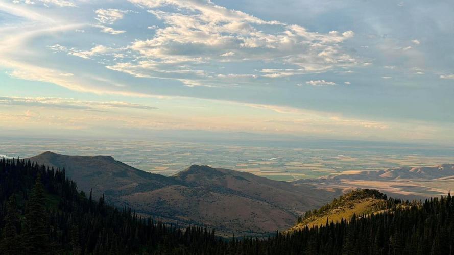 Lake Cleveland: A Refreshing Summer Escape in Southern Idaho’s Albion Mountains