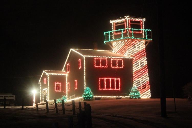 Eaton family’s illuminated lighthouse draws community News