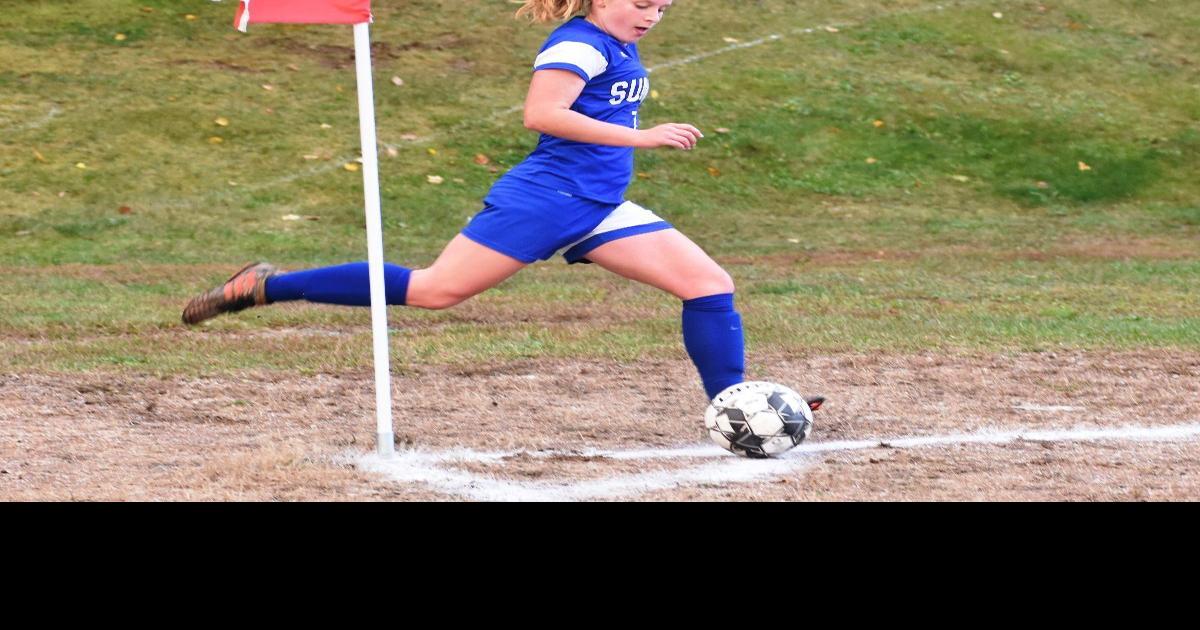 THE YEAR IN PICTURES Sumner soccer teams have banner seasons Soccer