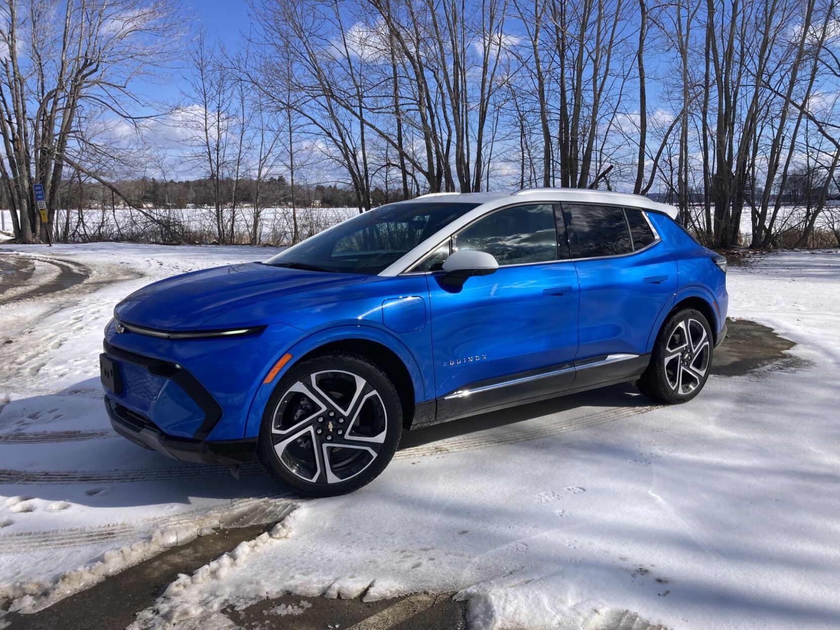 On the Road Review: Chevrolet Equinox LT2 EV | On the Road Review
