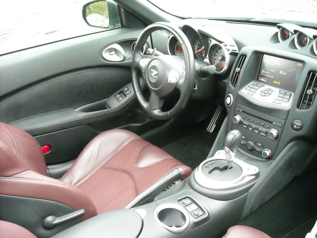 On the Road Review: Nissan 370Z Roadster | On the Road On the Road Review: Nissan 370Z Roadster | On the Road