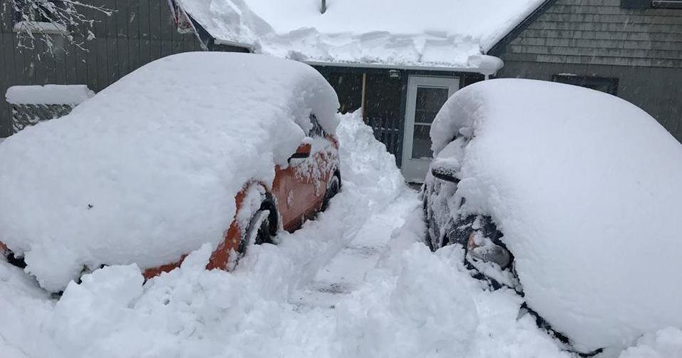 Blizzard dumps nearly 2 feet | News | ellsworthamerican.com