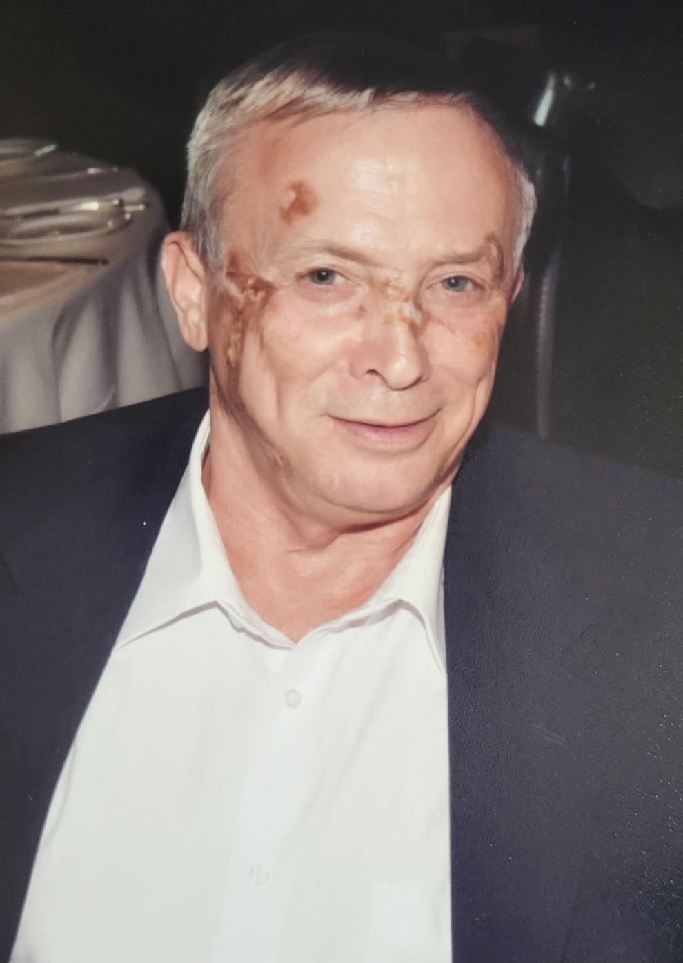 Marshall C. Eaton Obituaries