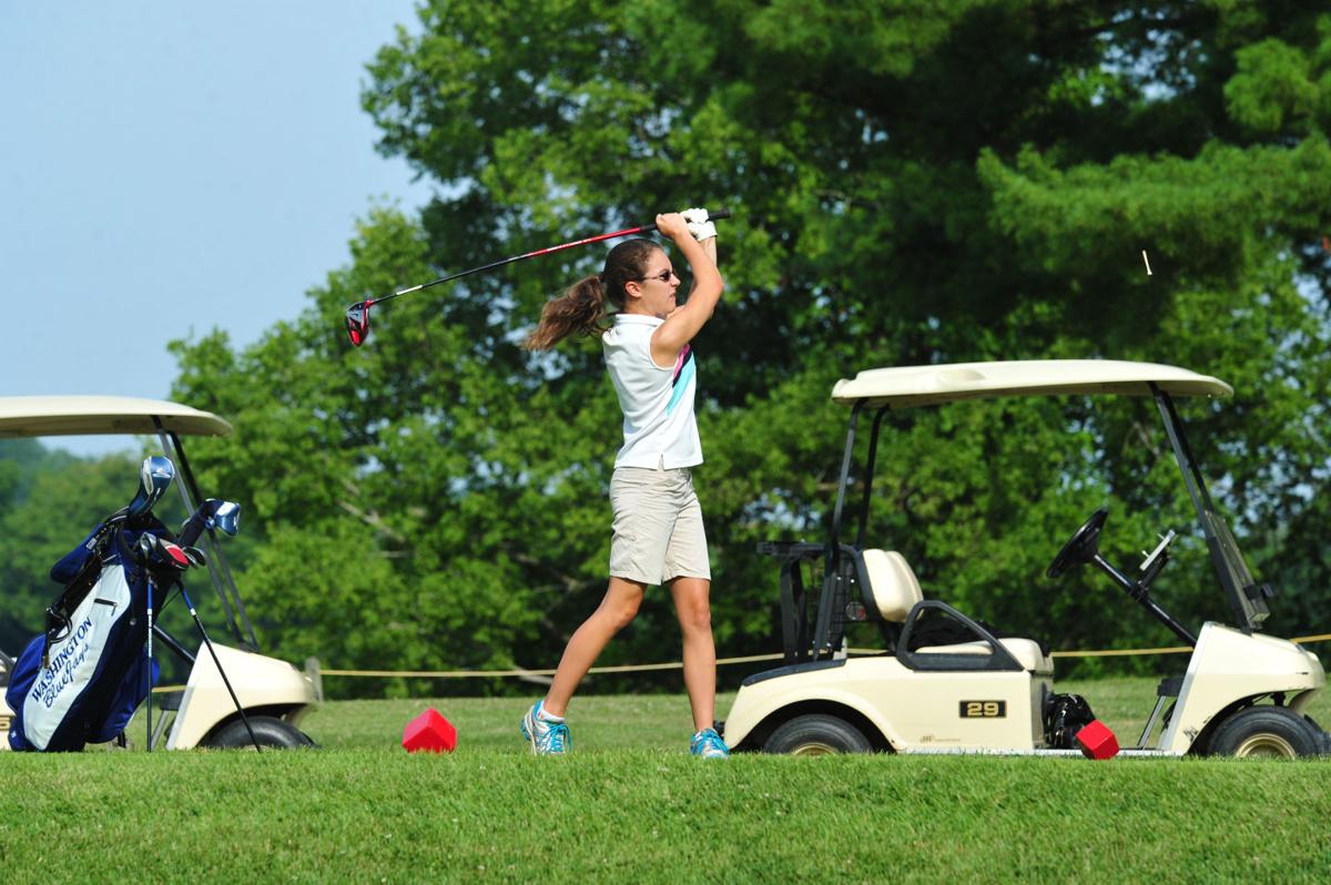 017ChamberJrGolfA14.jpg