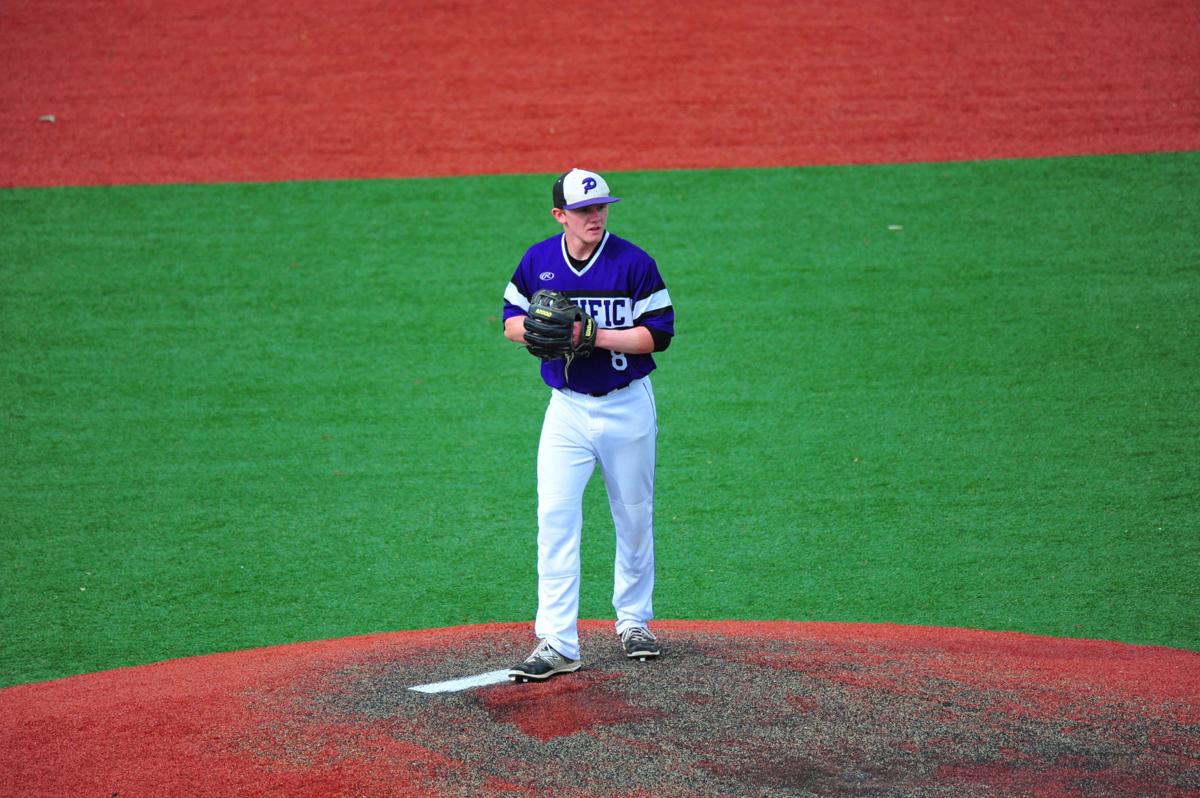 084BorPacBsb17.jpg