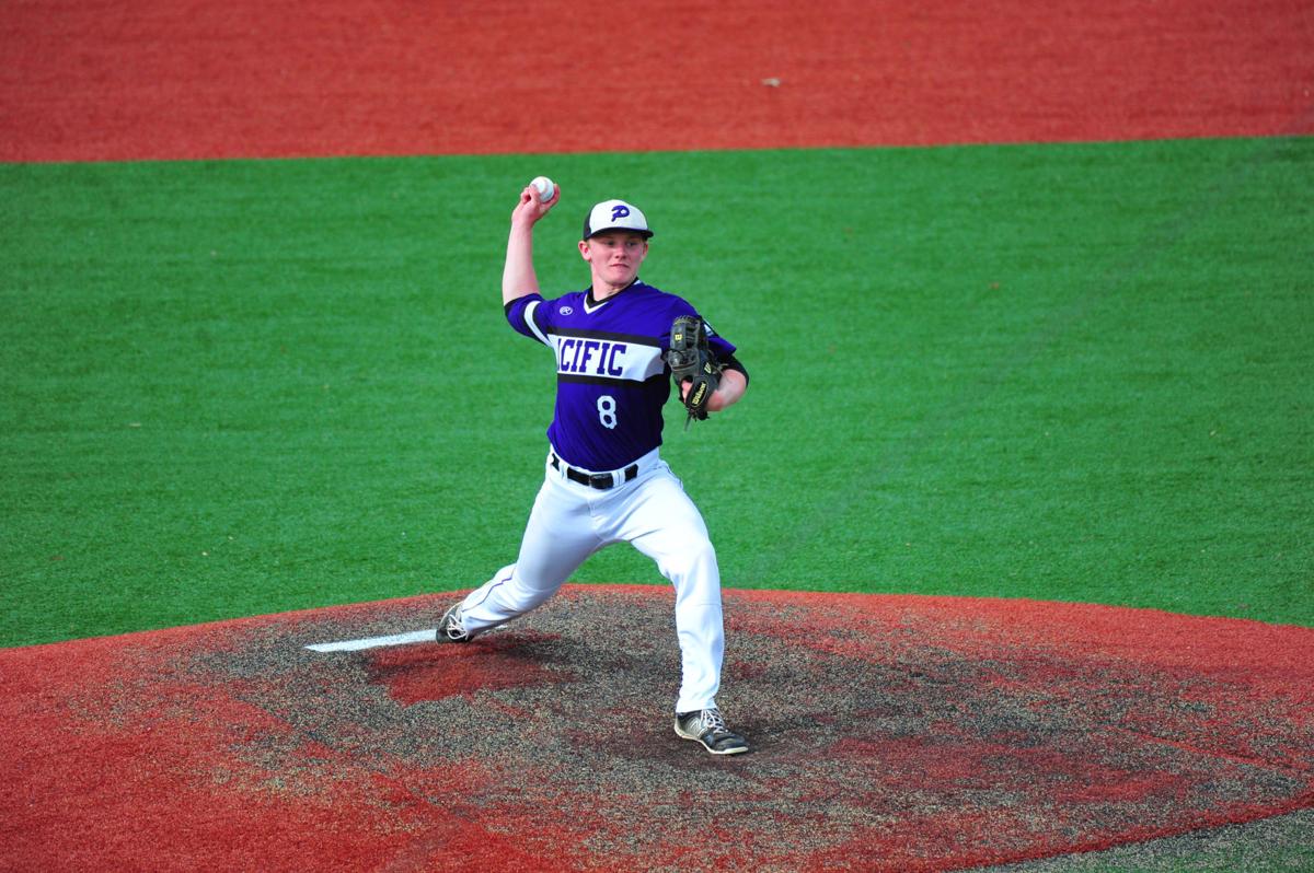 087BorPacBsb17.jpg
