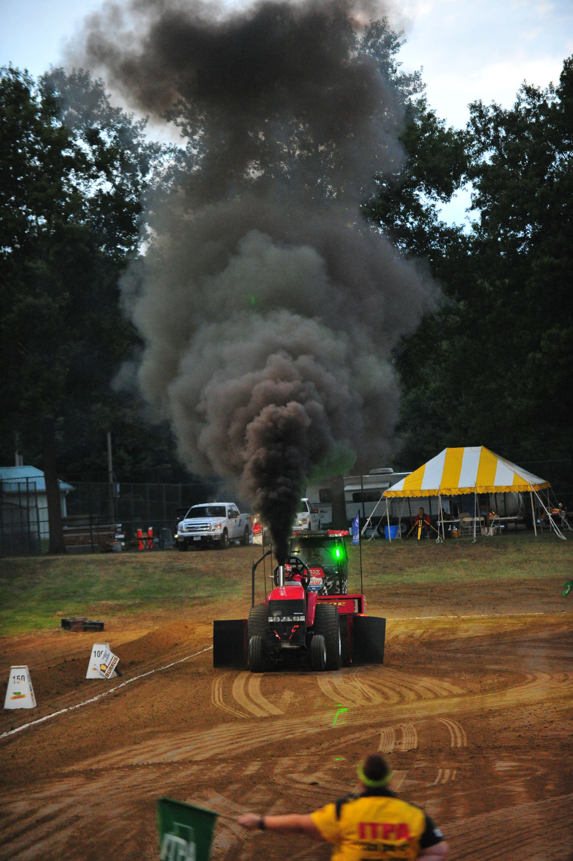 037SatNtTractor17.jpg
