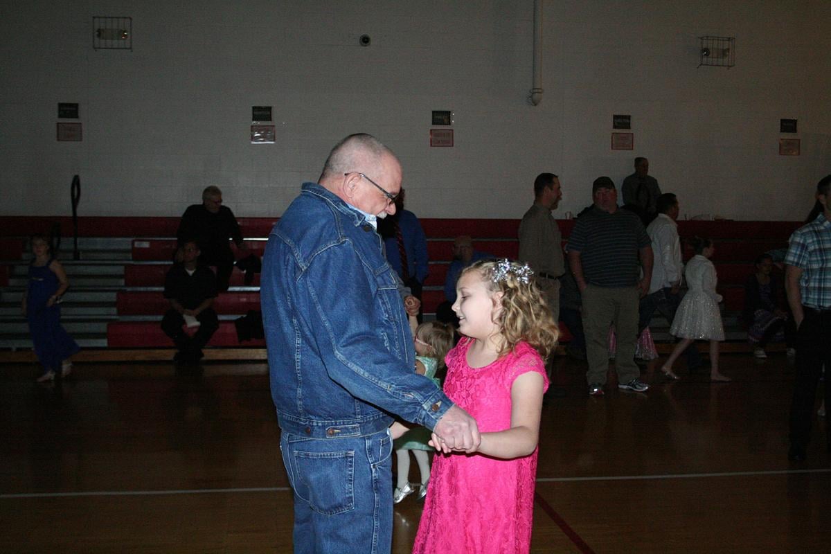039002 SCN mom prom.gif.jpg