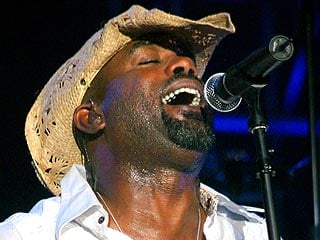 darius rucker cowboy hat