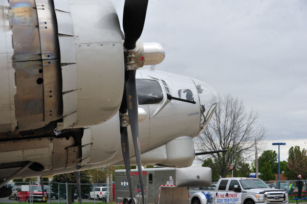060B17MediaFlight14.jpg