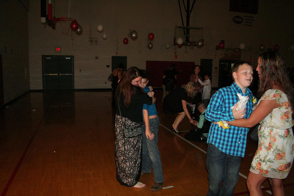 006002 SCN mom prom.gif.jpg