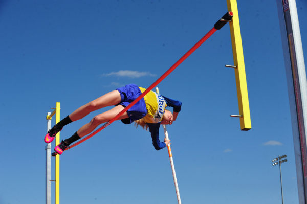 007UniRelaysB14.jpg