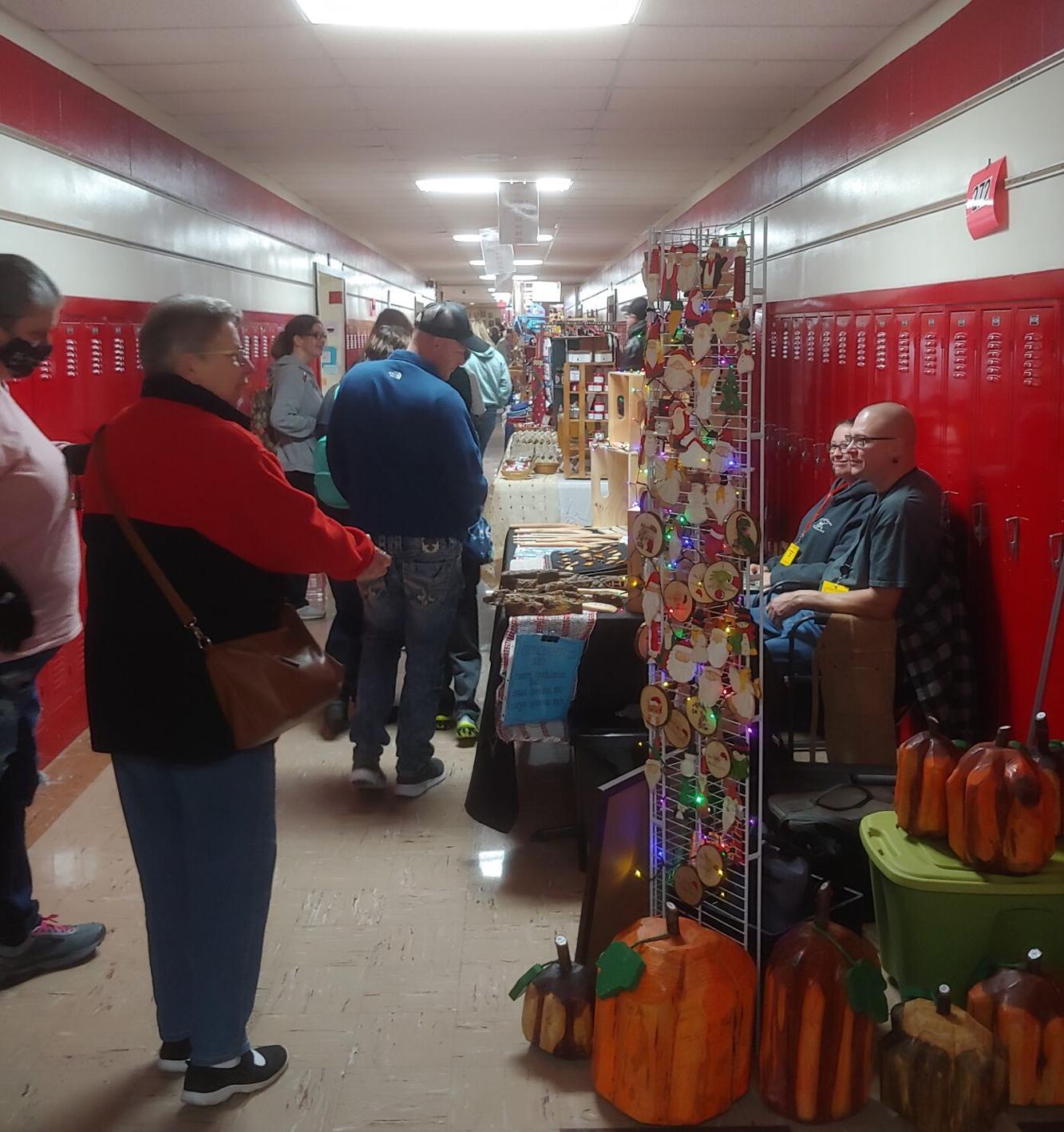 PHOTO GALLERY Union Middle School Craft Fair back for 37th time Fair