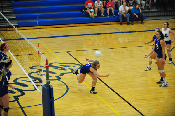 058HerTnyThuVB13.jpg