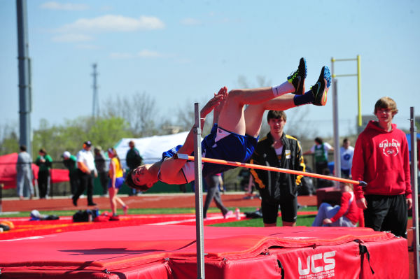 044UniRelaysA14.jpg