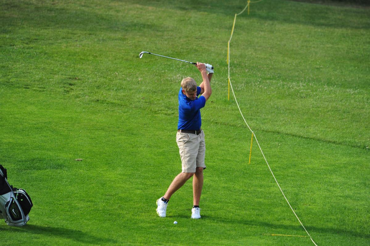 036ChamberJrGolfA14.jpg