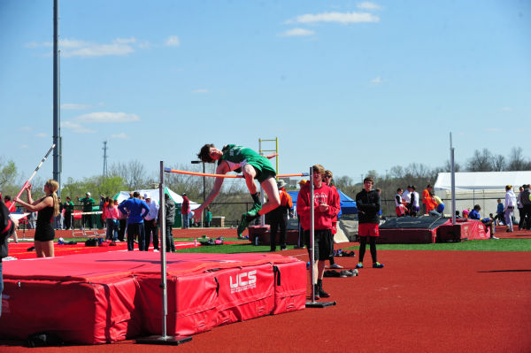 052UniRelaysA14.jpg