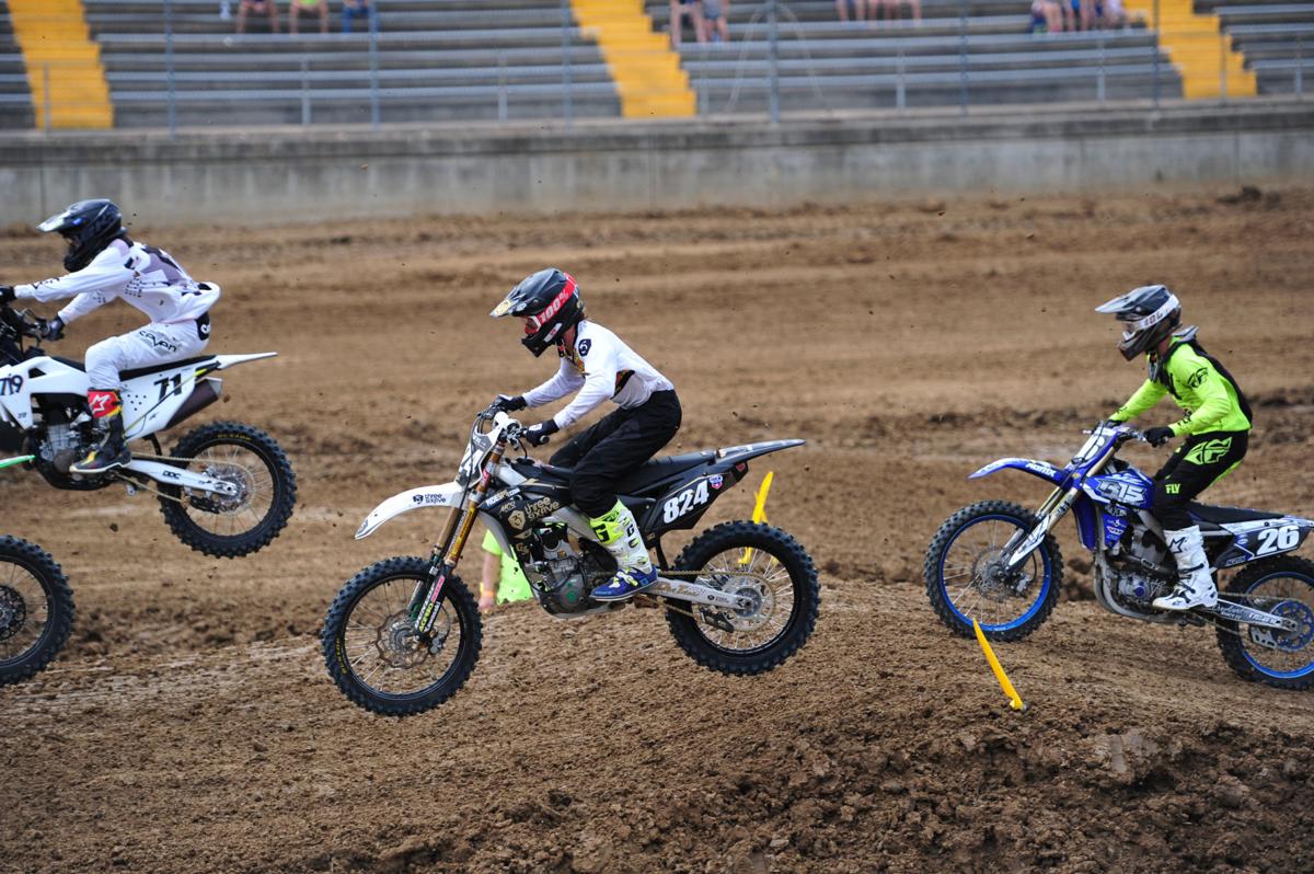 227T&CSunMotocross19.jpg