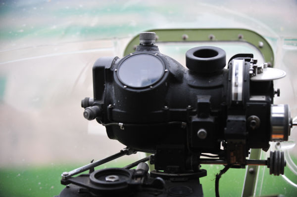 050B17MediaFlight14.jpg