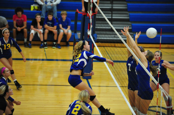 025HerTnyThuVB13.jpg
