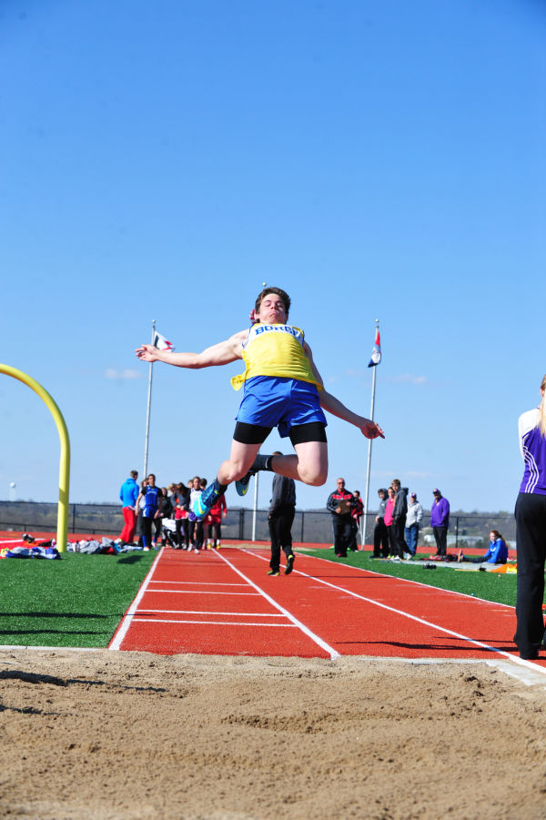 050UniRelaysB14.jpg