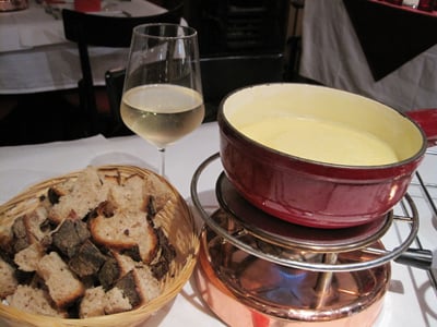 My Kitchen Treasures: Fondue Bourguignonne  Fondue recipes meat, Fondue  dinner, Fondue recipes