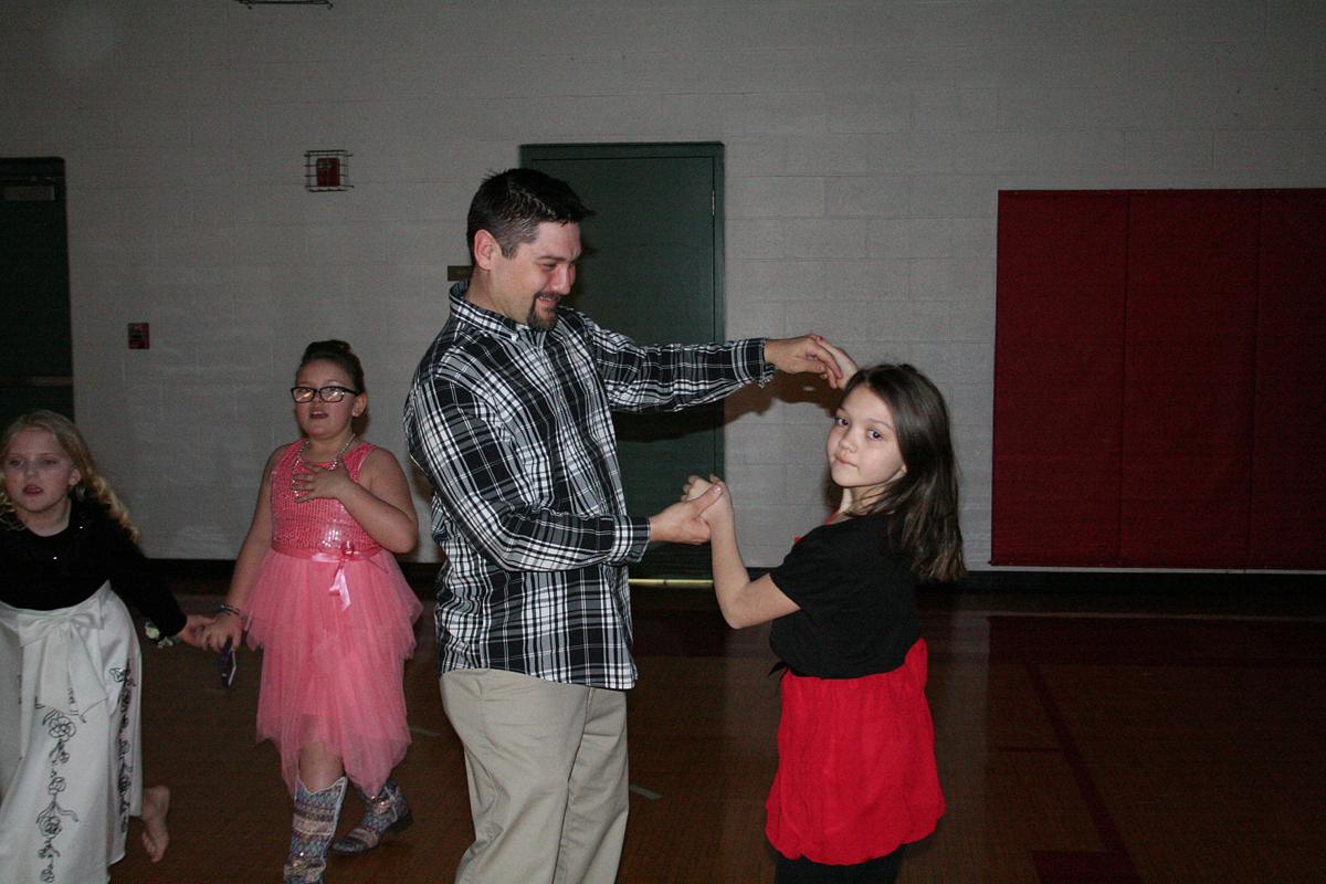 033002 SCN mom prom.gif.jpg