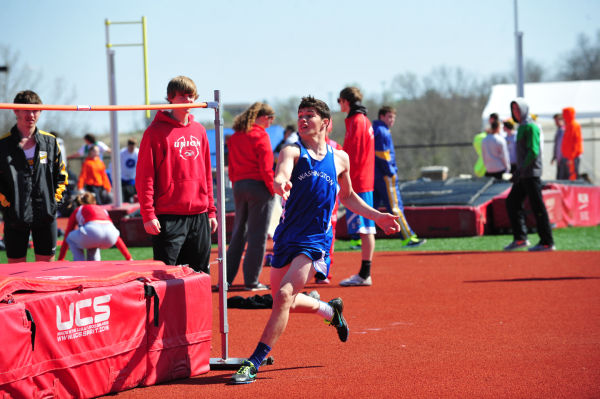 041UniRelaysA14.jpg