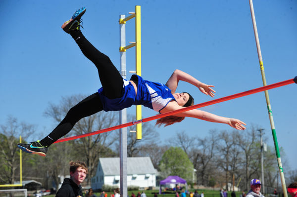 074UniRelaysA14.jpg