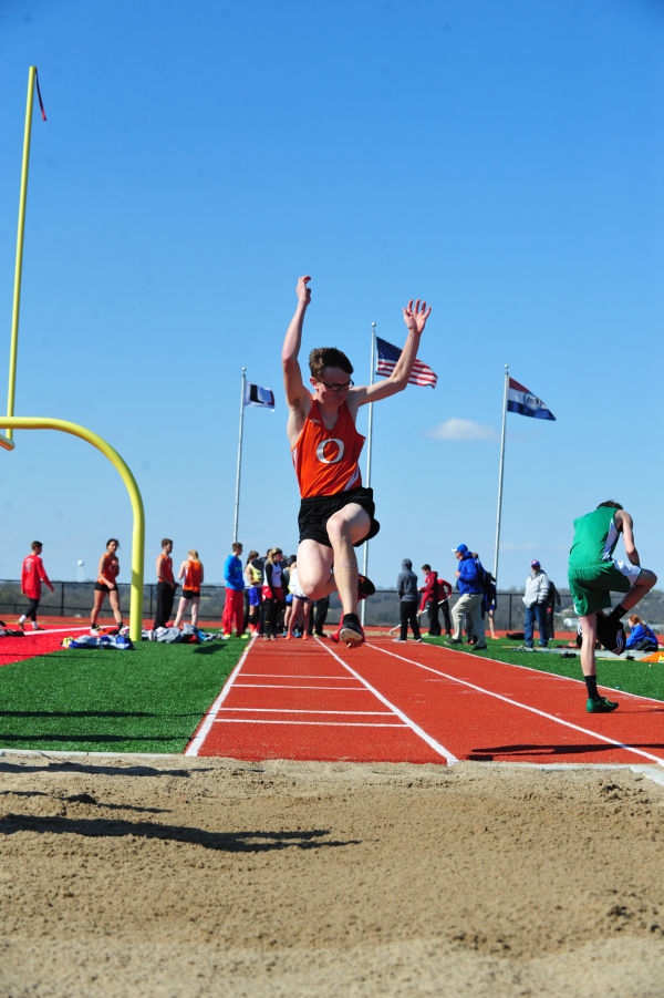 036UniRelaysB14.jpg