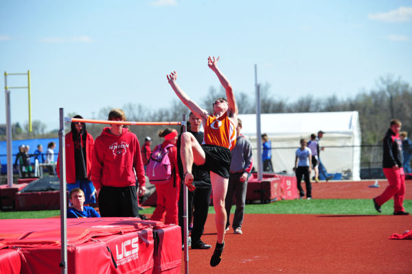 030UniRelaysA14.jpg