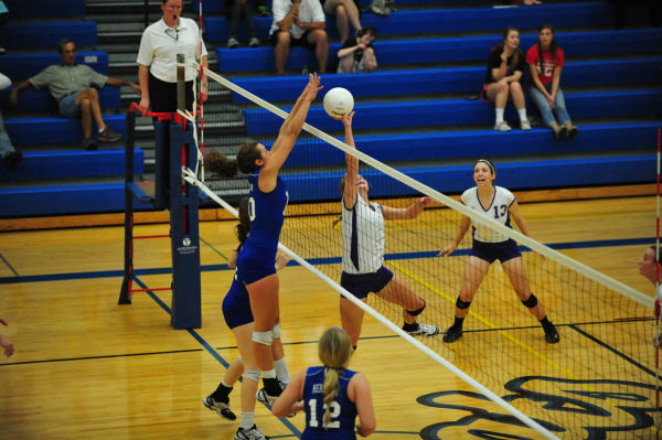 034HerTnyThuVB13.jpg