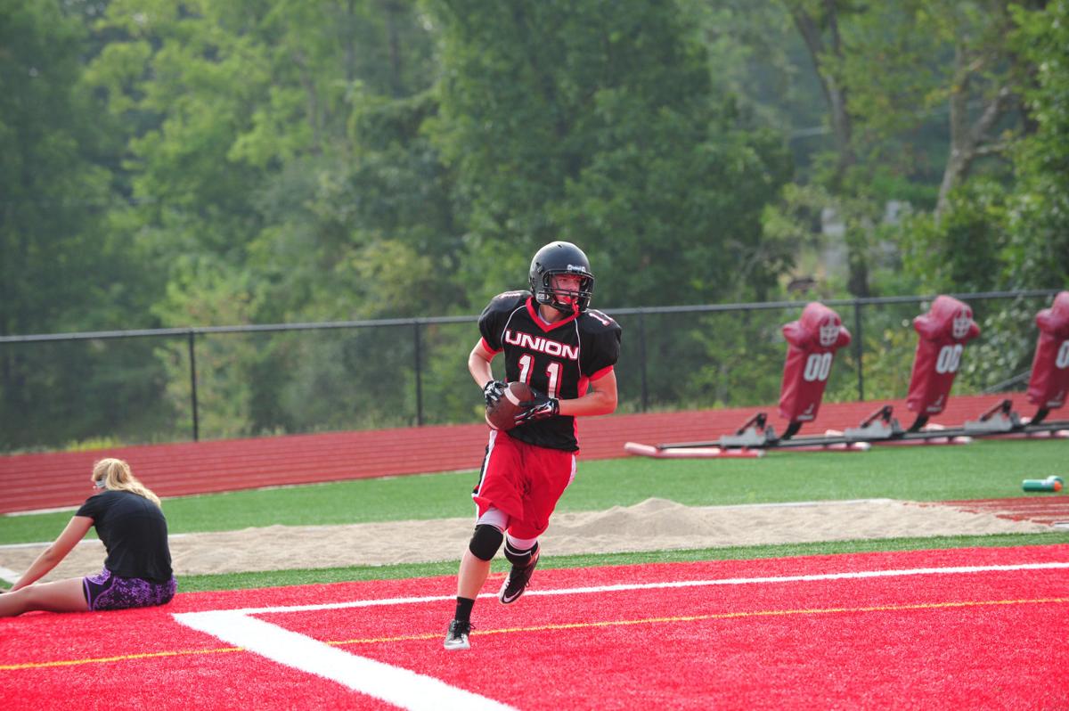 023UniFBPr14.jpg