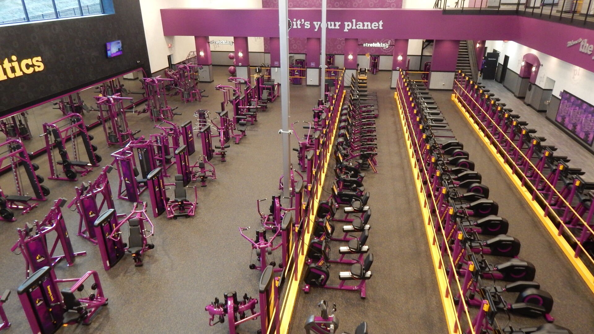 planet fitness clinton township
