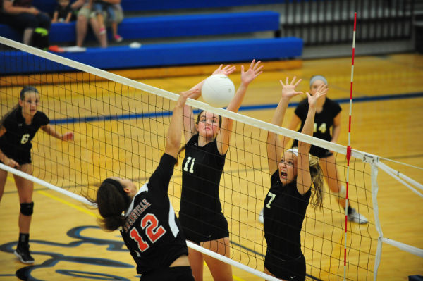 065HerTnyThuVB13.jpg