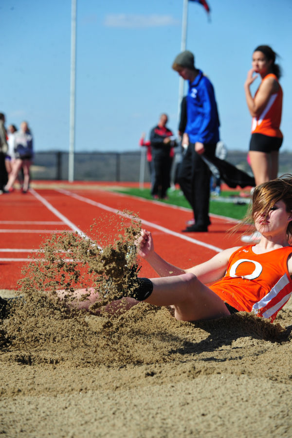 030UniRelaysB14.jpg