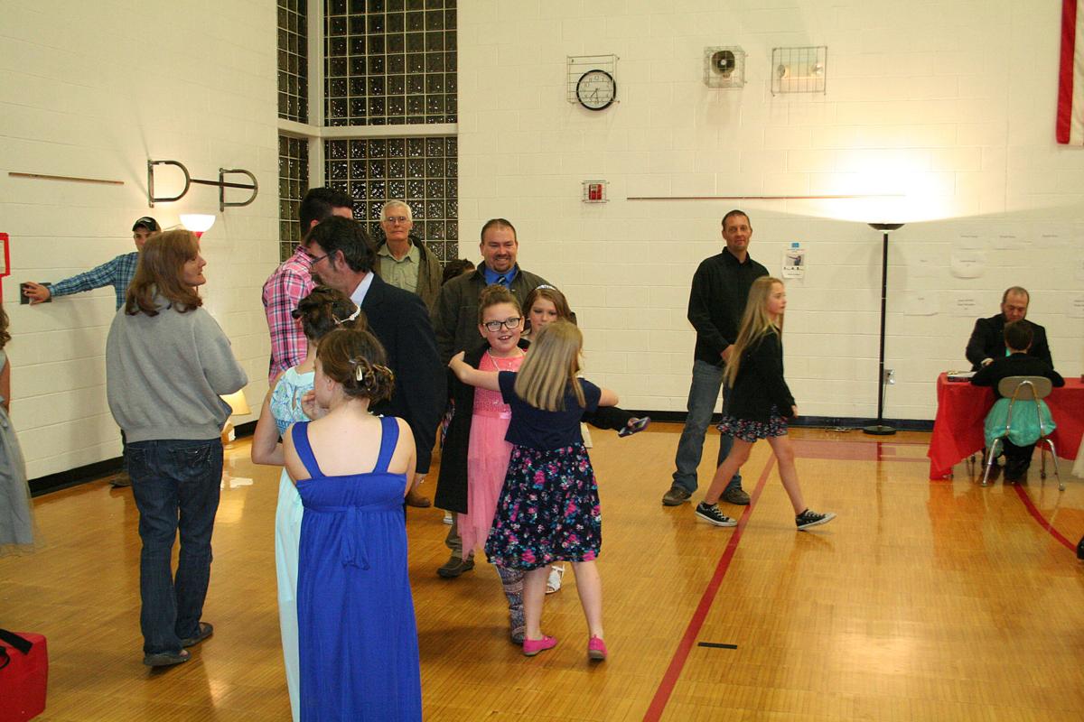 029002 SCN mom prom.gif.jpg